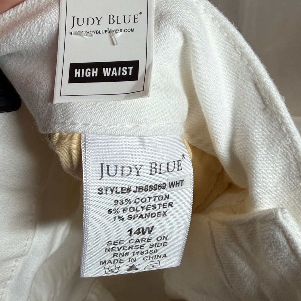 NWT Judy Blue High Waist Double Button‎ White Wide Leg Denim Jeans 14W - Picture 9 of 10